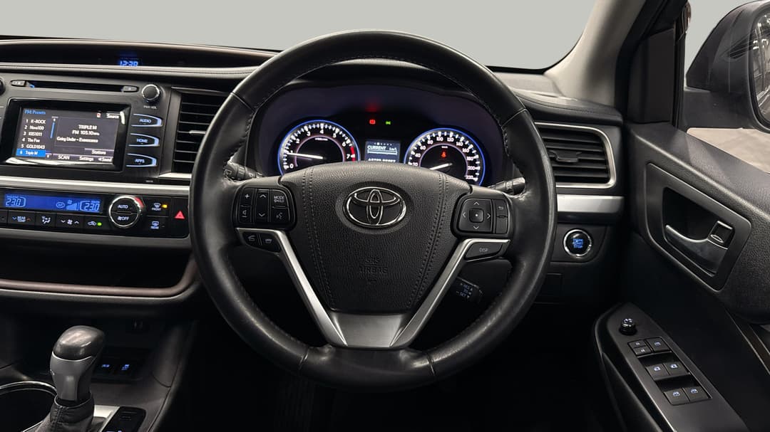 2015 Toyota Kluger Gxl (4x2), Automatic, 119669 km, Steering Wheel Close-up