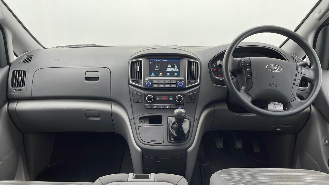 2020 Hyundai Iload 3s Liftback, Manual, 10509 km, Dashboard View