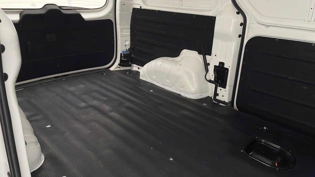 2020 Hyundai Iload 3s Liftback, Manual, 10509 km, Right Side Rear Door Cabin View