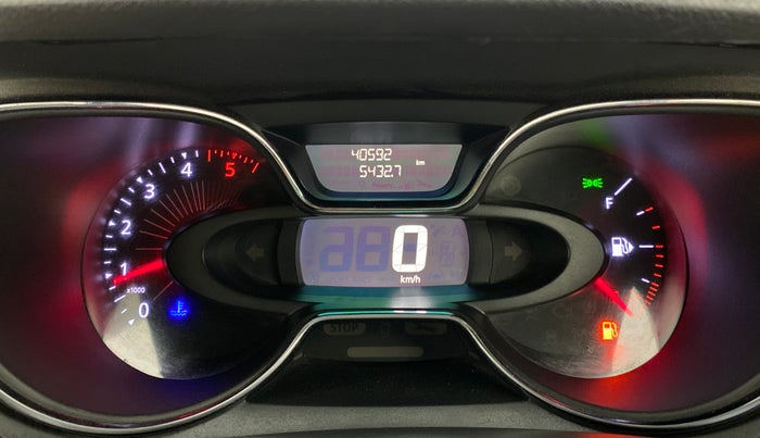 2018 Renault Captur RXE diesel (MT), Diesel, Manual, 40,592 km, Odometer Image