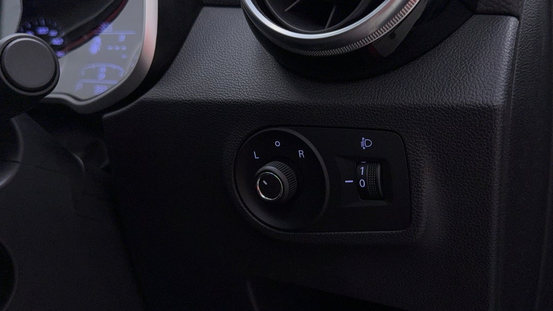 Utility Switches/Buttons