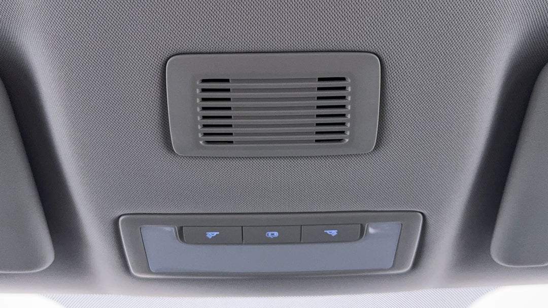 On-Roof Controls/Sunglass holder