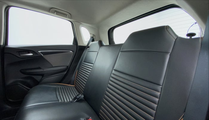 2019 Honda WR-V 1.5 i-DTEC VX MT, Diesel, Manual, 70,650 km, Right Side Rear Door Cabin