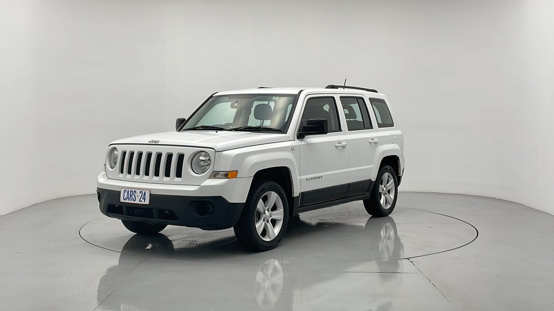 Left Front Diagonal (45- Degree) View