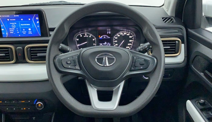 2021 Tata PUNCH ACCOMPLISHED MT, Petrol, Manual, 15,562 km, Steering Wheel Close Up