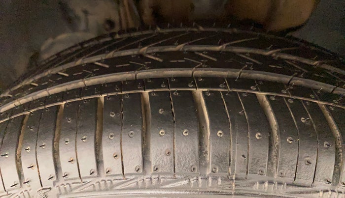2017 Tata Tiago XZA PETROL, Petrol, Automatic, 1,20,278 km, Left Front Tyre Tread