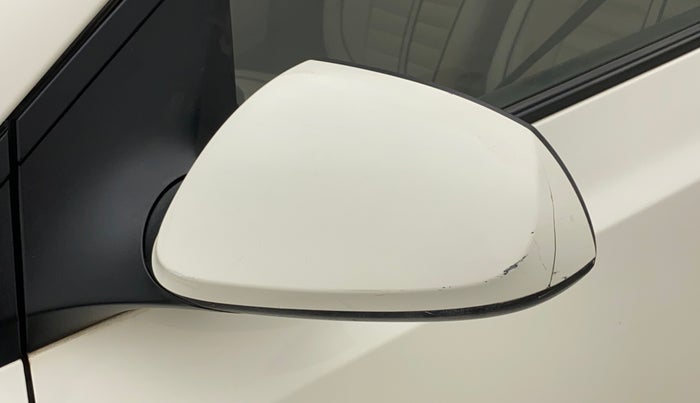 2017 Hyundai Grand i10 MAGNA 1.2 KAPPA VTVT, CNG, Manual, 53,583 km, Left rear-view mirror - Cover has minor damage