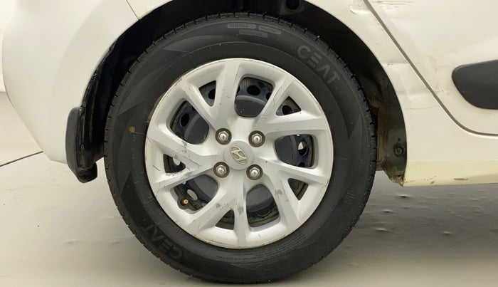 2017 Hyundai Grand i10 MAGNA 1.2 KAPPA VTVT, CNG, Manual, 53,583 km, Right Rear Wheel