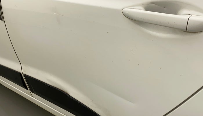 2017 Hyundai Grand i10 MAGNA 1.2 KAPPA VTVT, CNG, Manual, 53,583 km, Rear left door - Minor scratches