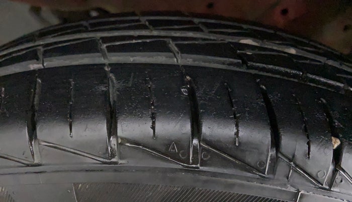 2021 Maruti S PRESSO LXI CNG, CNG, Manual, 42,535 km, Right Rear Tyre Tread