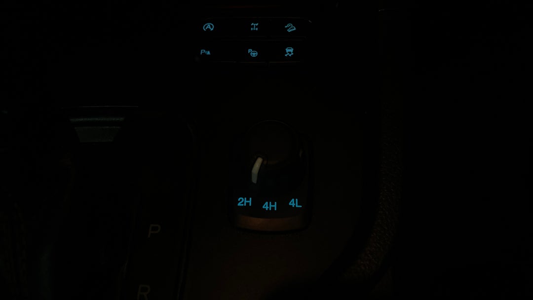 2021 Ford Ranger Wildtrak 2.0 (4x4), Automatic, 64111 km, Utility Switches/Buttons