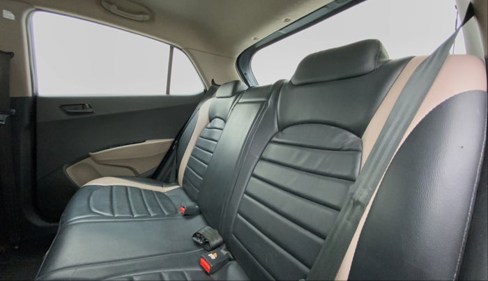 2013 Hyundai Grand i10 MAGNA 1.1 CRDI, Diesel, Manual, 88,630 km, Right Side Rear Door Cabin