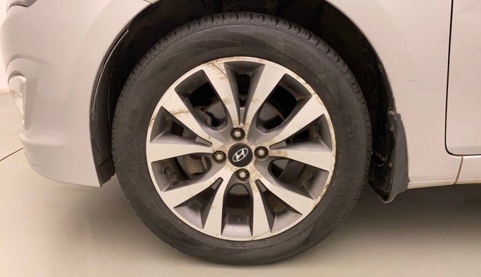 2016 Hyundai Verna 1.6 VTVT SX AT, Petrol, Automatic, 65,882 km, Left Front Wheel