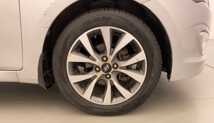 2016 Hyundai Verna 1.6 VTVT SX AT, Petrol, Automatic, 65,882 km, Right Front Wheel