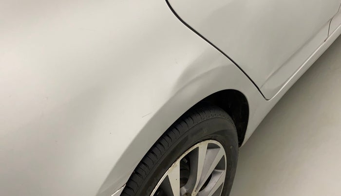 2016 Hyundai Verna 1.6 VTVT SX AT, Petrol, Automatic, 65,882 km, Right quarter panel - Slightly dented