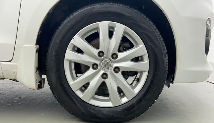 2016 Maruti Ertiga ZDI SHVS, Diesel, Manual, 52,447 km, Right Front Tyre