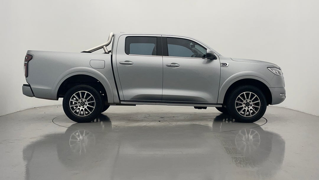 2022 GWM Ute Cannon (4x4), Automatic, 12627 km, Right Side View