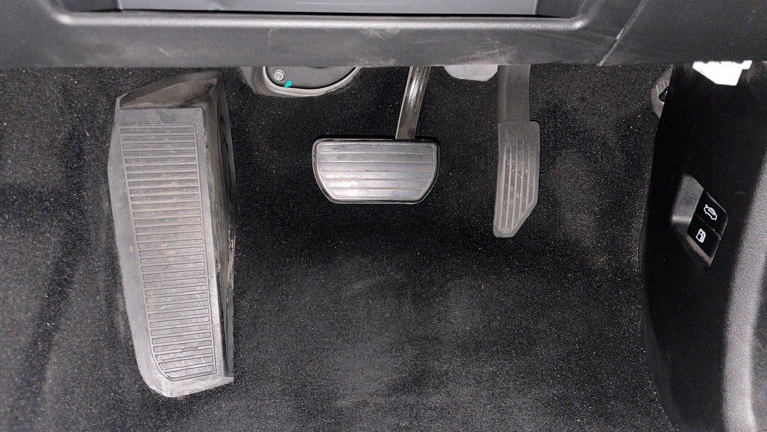 2022 GWM Ute Cannon (4x4), Automatic, 12627 km, Pedals and Footmat