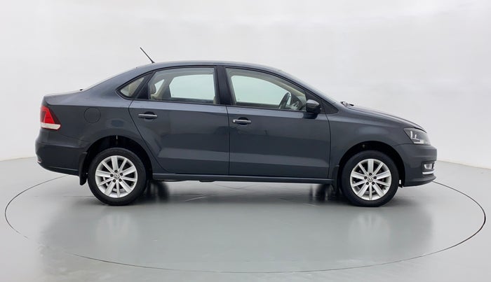 2016 Volkswagen Vento HIGHLINE TDI AT, Diesel, Automatic, 75,241 km, Right Side