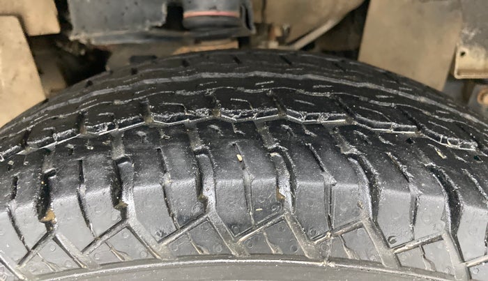 2019 Mahindra Bolero POWER PLUS SLE, Diesel, Manual, 1,12,124 km, Right Front Tyre Tread