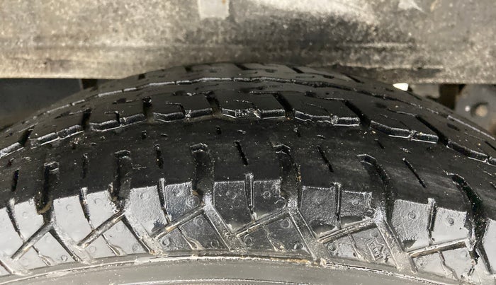 2019 Mahindra Bolero POWER PLUS SLE, Diesel, Manual, 1,12,124 km, Right Rear Tyre Tread