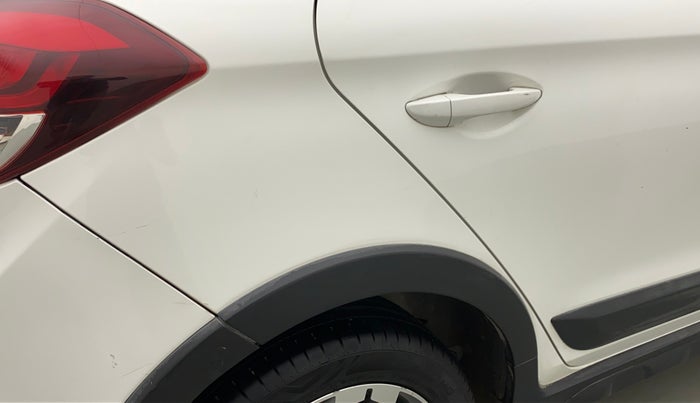 2016 Hyundai i20 Active 1.2 S, Petrol, Manual, 72,488 km, Right quarter panel - Minor scratches