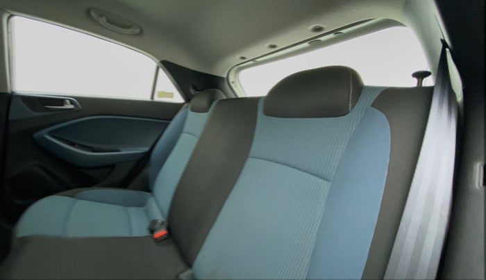 2016 Hyundai i20 Active 1.2 S, Petrol, Manual, 72,488 km, Right Side Rear Door Cabin