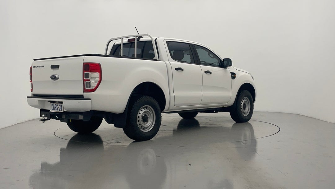 Right Back Diagonal (45- Degree) View