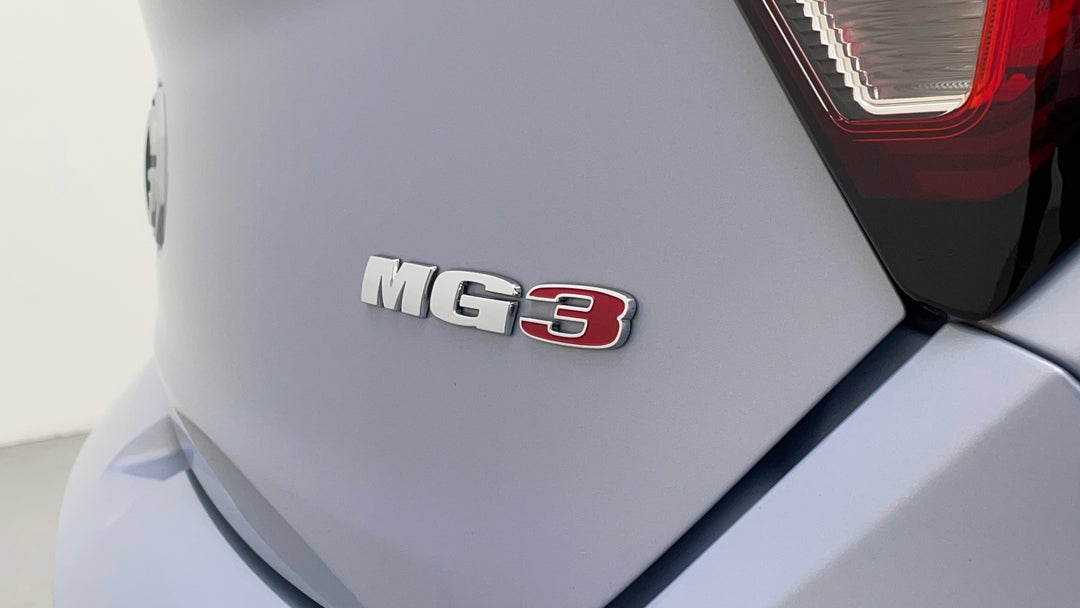 Badge (Boot Right Side)