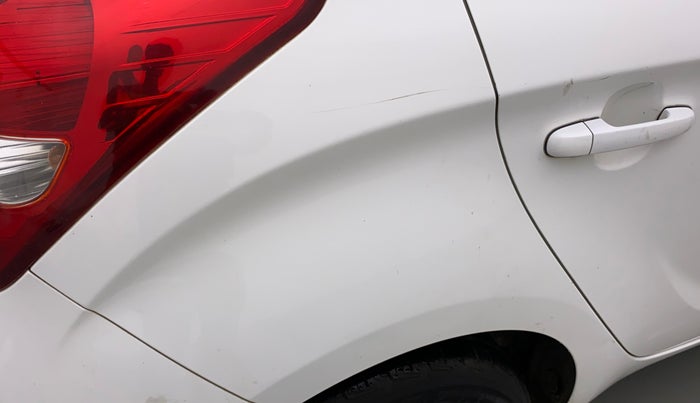2010 Hyundai i20 MAGNA (O) 1.2, Petrol, Manual, 45,751 km, Right quarter panel - Minor scratches