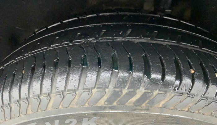 2019 Ford Ecosport 1.5 TITANIUM TI VCT, Petrol, Manual, 30,986 km, Left Rear Tyre Tread