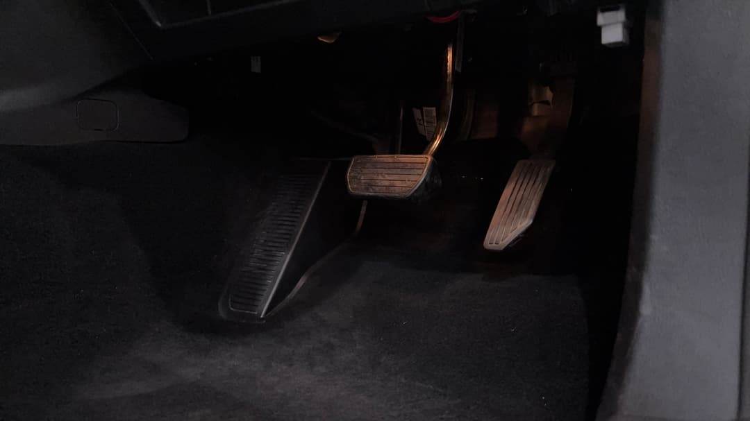 2022 GWM Ute Cannon-X (4x4), Automatic, 63056 km, Pedals and Footmat
