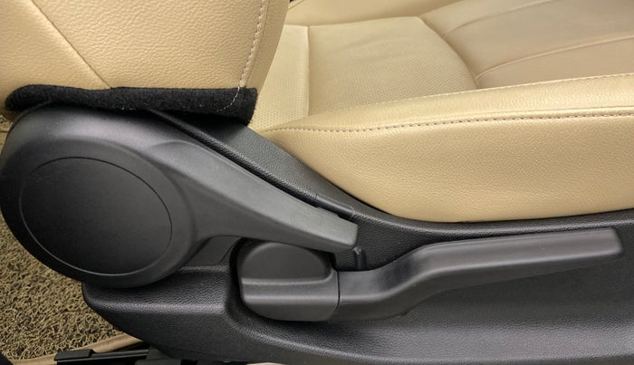 2021 Honda City ZX CVT, Petrol, Automatic, 12,990 km, Driver Side Adjustment Panel