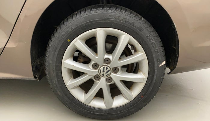 2015 Volkswagen Jetta COMFORTLINE TSI, Petrol, Manual, 53,355 km, Left Rear Wheel