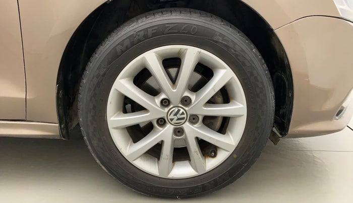 2015 Volkswagen Jetta COMFORTLINE TSI, Petrol, Manual, 53,355 km, Right Front Wheel