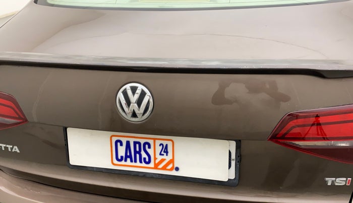 2015 Volkswagen Jetta COMFORTLINE TSI, Petrol, Manual, 53,355 km, Dicky (Boot door) - Paint has minor damage