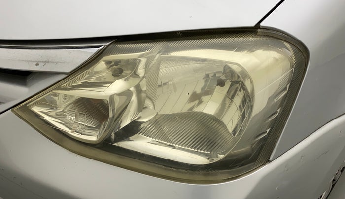2011 Toyota Etios G, Petrol, Manual, 72,036 km, Left headlight - Minor scratches