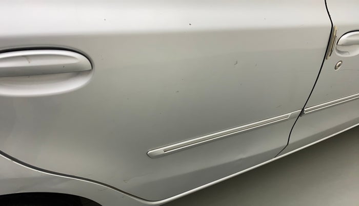 2011 Toyota Etios G, Petrol, Manual, 72,036 km, Right rear door - Slightly dented