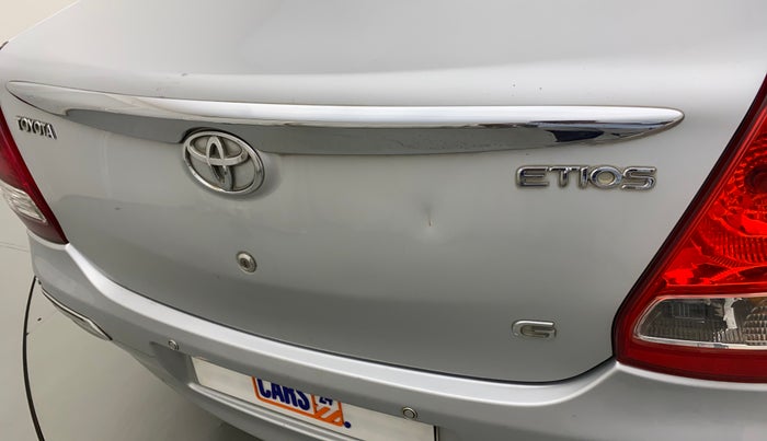 2011 Toyota Etios G, Petrol, Manual, 72,036 km, Dicky (Boot door) - Slightly dented