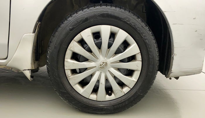 2011 Toyota Etios G, Petrol, Manual, 72,036 km, Right Front Wheel