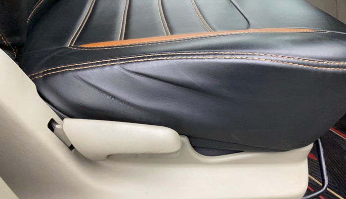 2016 Maruti Celerio VXI AMT, Petrol, Automatic, 57,341 km, Driver Side Adjustment Panel