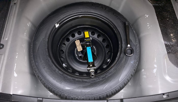 2018 Hyundai Verna 1.6 CRDI SX + AT, Diesel, Automatic, 33,336 km, Spare Tyre