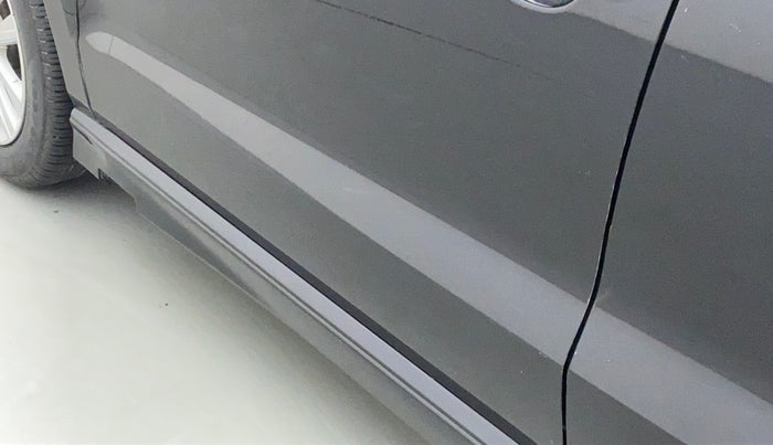 2013 Volkswagen Polo HIGHLINE1.2L PETROL, Petrol, Manual, 26,798 km, Front passenger door - Minor scratches
