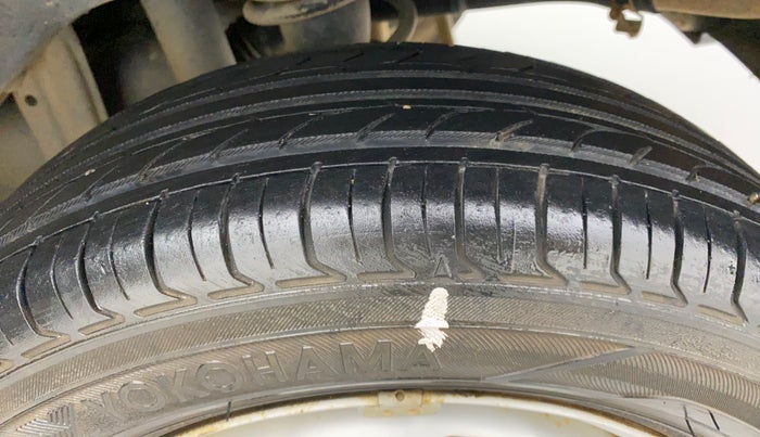 2013 Maruti Zen Estilo LXI, Petrol, Manual, 32,573 km, Left Rear Tyre Tread
