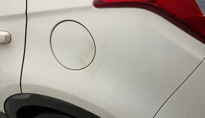 2016 Hyundai Creta E PLUS 1.6 PETROL, Petrol, Manual, 57,274 km, Left quarter panel - Slightly dented