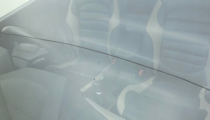 2016 Hyundai Creta E PLUS 1.6 PETROL, Petrol, Manual, 57,274 km, Front windshield - Minor spot on windshield