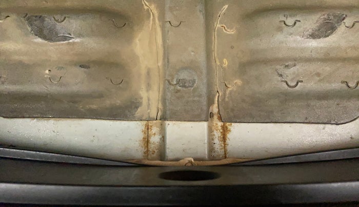 2016 Hyundai Creta E PLUS 1.6 PETROL, Petrol, Manual, 57,274 km, Boot floor - Slight discoloration