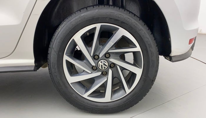 2021 Volkswagen Polo COMFORTLINE 1.0L MPI, Petrol, Manual, 49,019 km, Left Rear Wheel