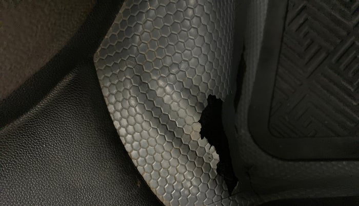 2018 Hyundai Elite i20 ASTA 1.2  CVT, Petrol, Automatic, 83,645 km, Flooring - Carpet is minor damage
