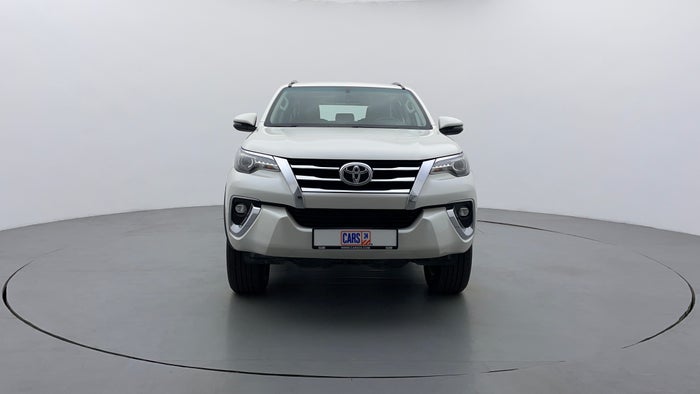 TOYOTA FORTUNER-Front View